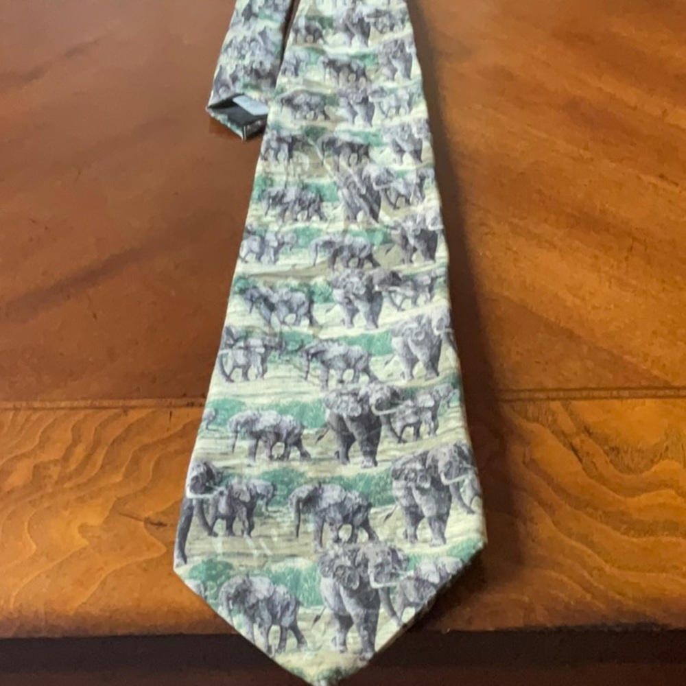 Men’s Tie, Endangered Species Elephants 100% Silk Tie, gold, green, gray